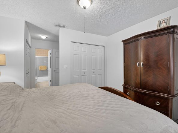 3237 Clint Moore Rd 206, Boca Raton FL 33496