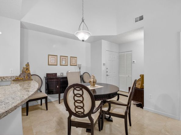 3237 Clint Moore Rd 206, Boca Raton FL 33496