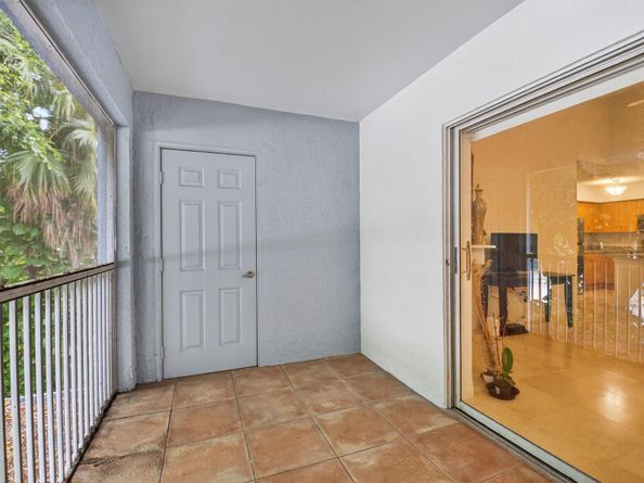 3237 Clint Moore Rd 206, Boca Raton FL 33496