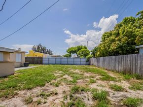 2353 Beech Rd, West Palm Beach FL 33409