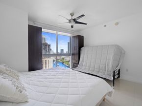 475 Brickell Ave 1815, Miami FL 33131