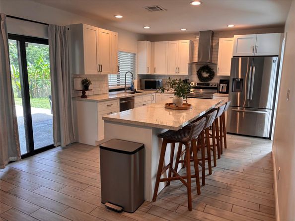 11601 NW 39th St, Coral Springs FL 33065