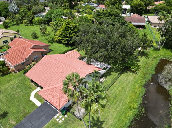11601 NW 39th St, Coral Springs FL 33065
