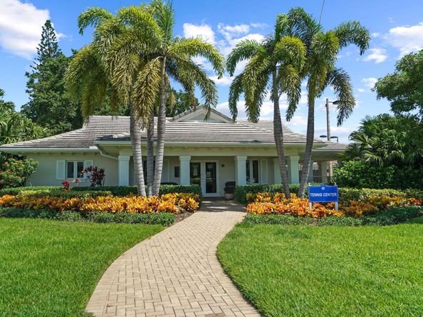 400 Northlake Drive, North Palm Beach FL 33408