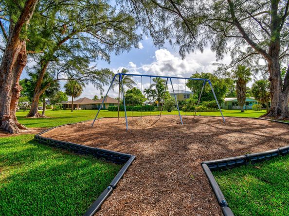 400 Northlake Drive, North Palm Beach FL 33408