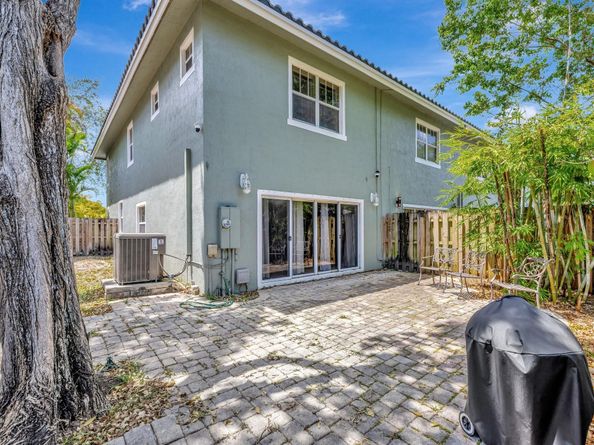 808 4th Ave, Fort Lauderdale FL 33315