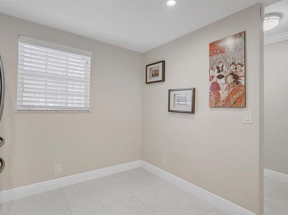250 John F Kennedy Drive 101, Atlantis FL 33462