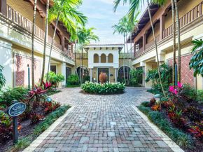 538 Les Jardin Drive, Palm Beach Gardens FL 33410