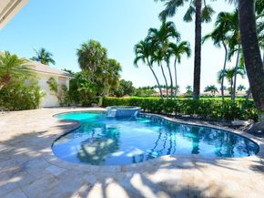 538 Les Jardin Drive, Palm Beach Gardens FL 33410