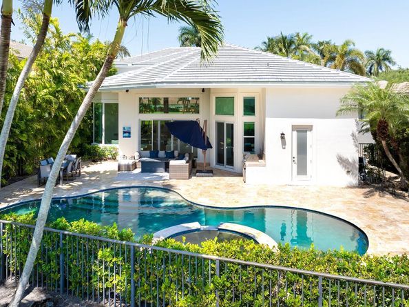 538 Les Jardin Drive, Palm Beach Gardens FL 33410
