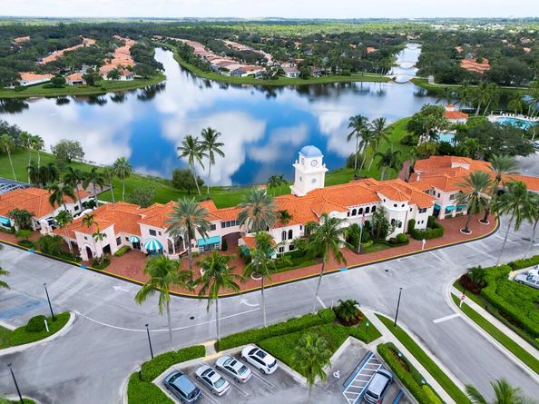2708 Livingston Lane, West Palm Beach FL 33411