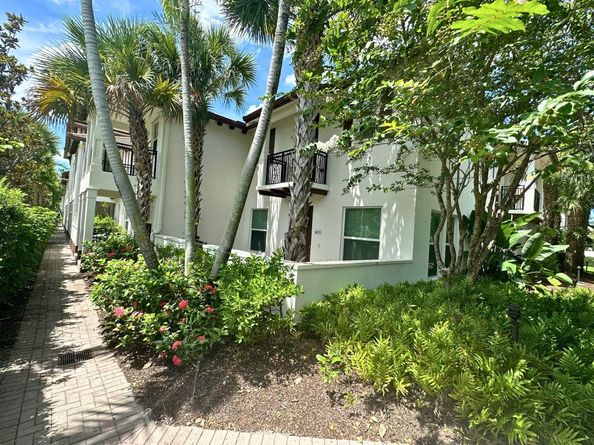 4670 Monarch Way, Coconut Creek FL 33073