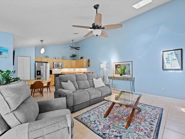 5261 Eagle Lake Drive, Palm Beach Gardens FL 33418