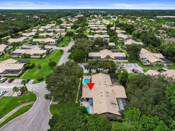 5261 Eagle Lake Drive, Palm Beach Gardens FL 33418