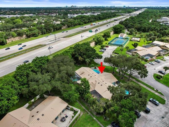 5261 Eagle Lake Drive, Palm Beach Gardens FL 33418