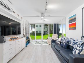 1043 Hillsboro Mile 17c, Hillsboro Beach FL 33062