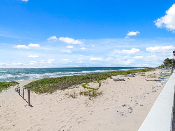 1043 Hillsboro Mile 17c, Hillsboro Beach FL 33062