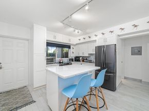 1043 Hillsboro Mile 17c, Hillsboro Beach FL 33062