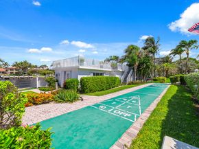 1043 Hillsboro Mile 17c, Hillsboro Beach FL 33062