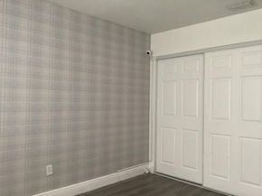 621 Lakeshore Ter, Davie FL 33325