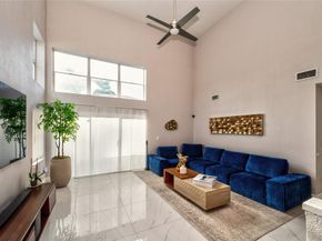 621 Lakeshore Ter, Davie FL 33325