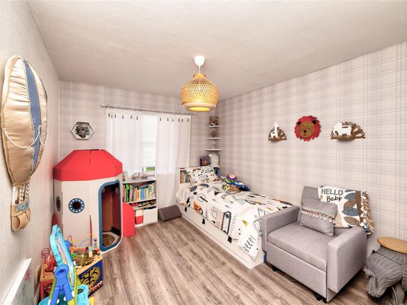 621 Lakeshore Ter, Davie FL 33325