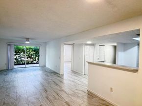 5025 Wiles Road 107, Coconut Creek FL 33073