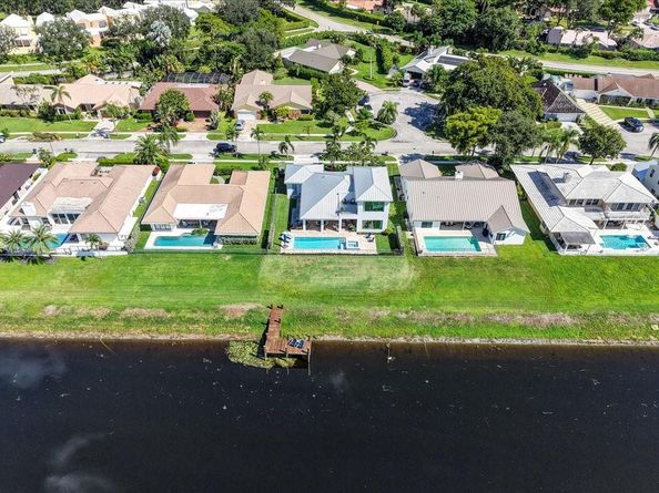 5800 Vista Linda Ln, Boca Raton FL 33433