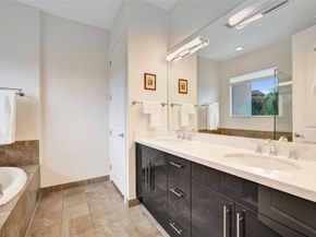 2900 NE 12th Ter 19, Oakland Park FL 33334