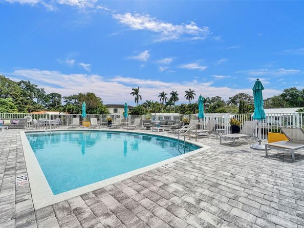 2900 NE 12th Ter 19, Oakland Park FL 33334