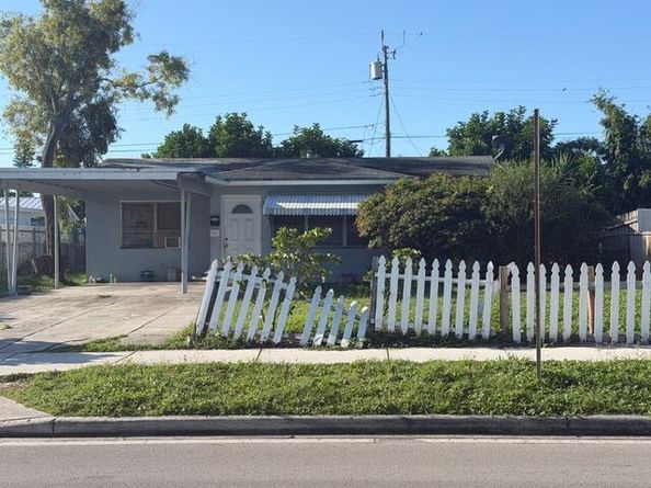 1005 12th Avenue S, Lake Worth Beach FL 33460