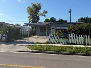 1005 12th Avenue S, Lake Worth Beach FL 33460