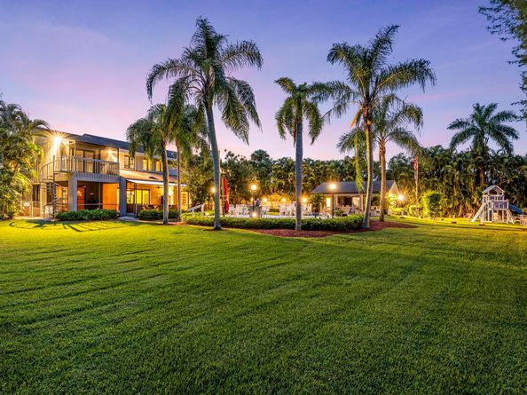 7420 W Lake Drive, Lake Clarke Shores FL 33406