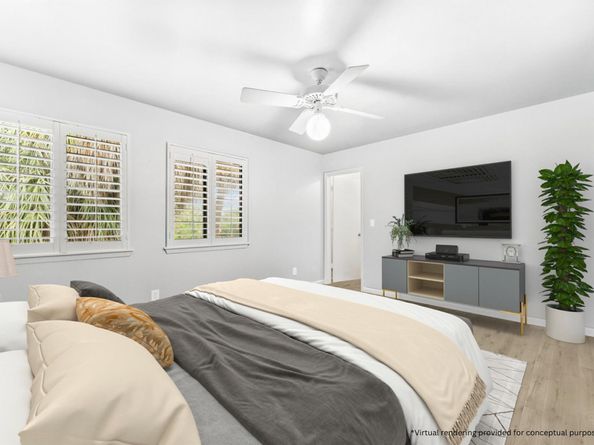 7420 W Lake Drive, Lake Clarke Shores FL 33406