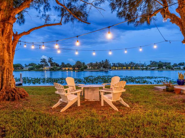 7420 W Lake Drive, Lake Clarke Shores FL 33406