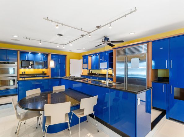 7420 W Lake Drive, Lake Clarke Shores FL 33406