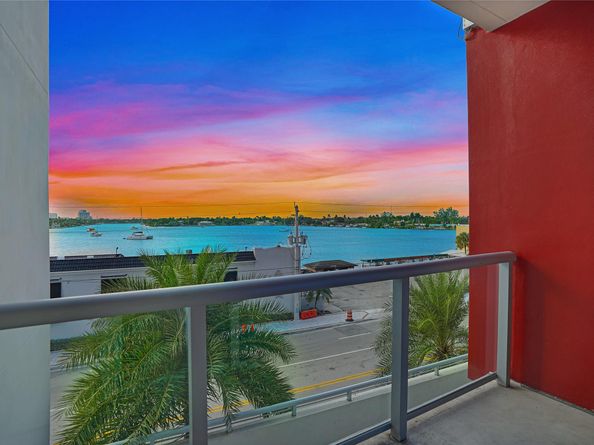 777 N Ocean Dr s332, Hollywood FL 33019