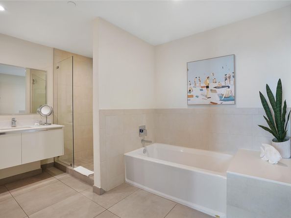 777 N Ocean Dr s332, Hollywood FL 33019