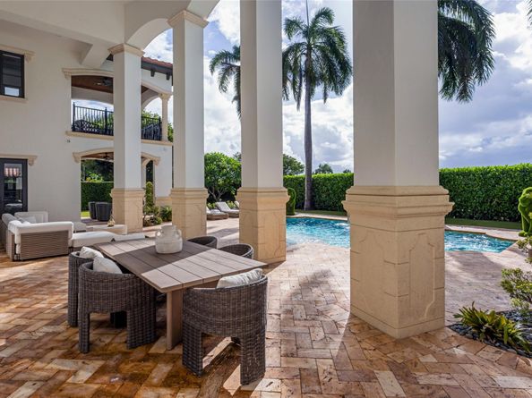 4711 NE 25th Avenue, Fort Lauderdale FL 33308