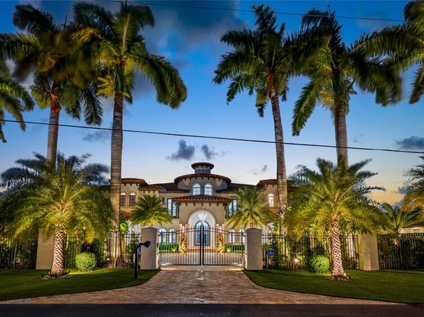 4711 NE 25th Avenue, Fort Lauderdale FL 33308