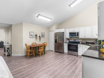 5651 Golden Eagle Cir