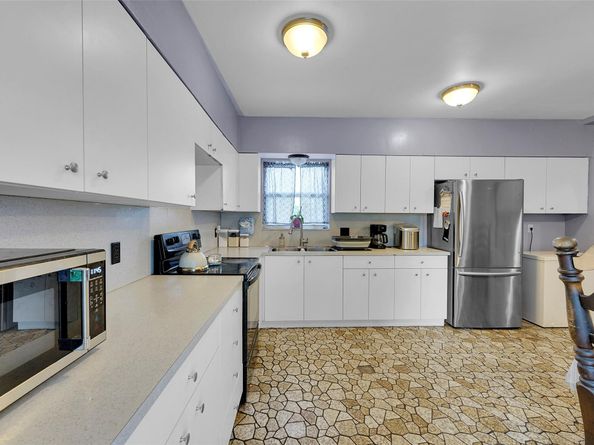 5840 NW 31st Ave, Miami FL 33142