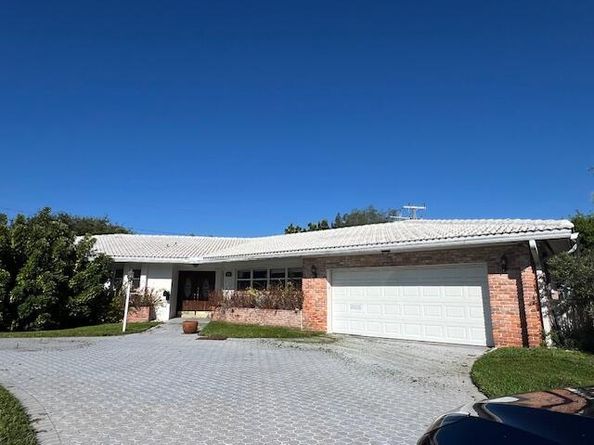 200 Walton Heath Drive, Atlantis FL 33462