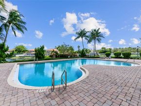 5969 NW 56th Cir, Coral Springs FL 33067