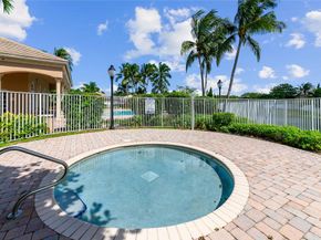 5969 NW 56th Cir, Coral Springs FL 33067