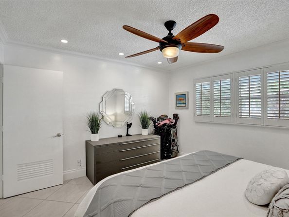 3090 NE 48th St 316, Fort Lauderdale FL 33308
