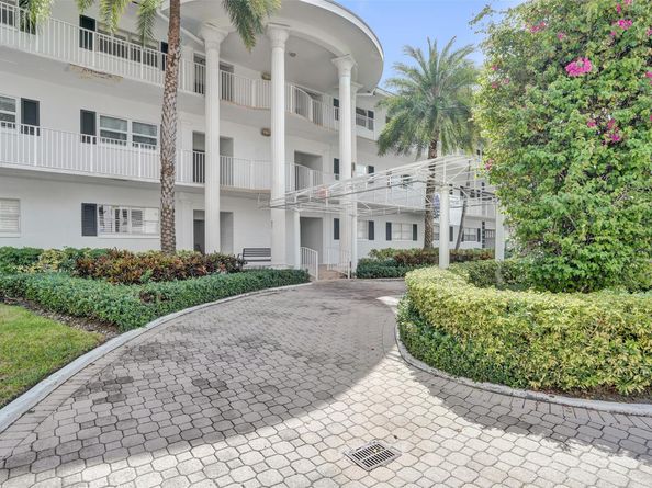 3090 NE 48th St 316, Fort Lauderdale FL 33308