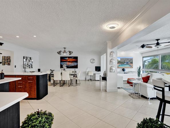 3090 NE 48th St 316, Fort Lauderdale FL 33308