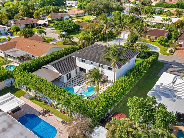 1044 NW 6th Drive, Boca Raton FL 33486