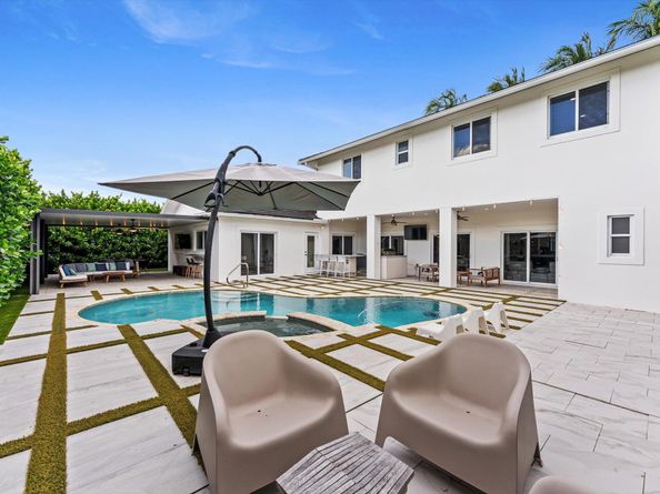 1044 NW 6th Drive, Boca Raton FL 33486